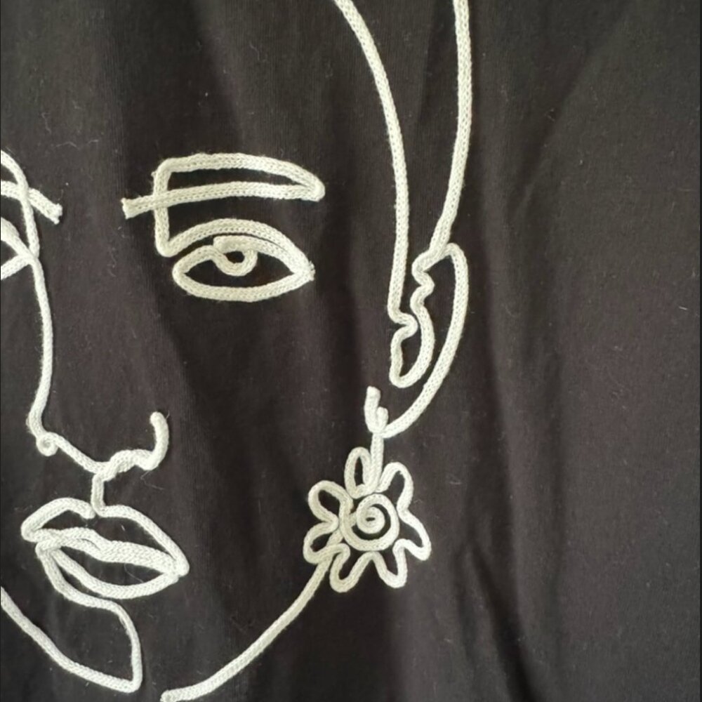 Zara Minimalist Line Art T-Shirt size M - Picture 4 of 7